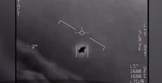 Doi piloţi americani afirmă că s-au întâlnit cu un OZN deasupra Pacificului (Video)