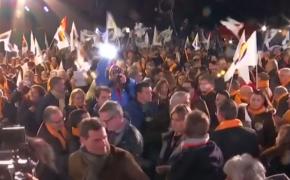 Cetăţenii regiunii Catalonia îşi aleg astăzi noul Guvern