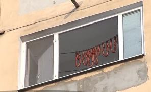 Concursul "cel mai frumos balcon" se transformă, de Sărbători, în "cel mai gustos balcon"