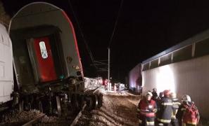Accident feroviar în Austria. Două trenuri s-au ciocnit, iar două vagoane au deraiat în apropiere de Viena
