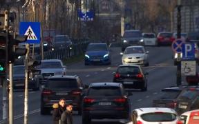 Se anunţă noi taxe pentru proprietarii de maşini, din 2018: impozite mici pentru motoare mari