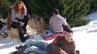 Schi și plajă la munte. Soarele a fost generos, iar turiştii s-au răsfăţat cu o porţie de bronz