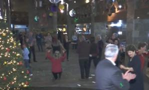 Sărbători pe ritmuri balcanice: Zeci de români au petrecut Crăciunul la munte în Bulgaria