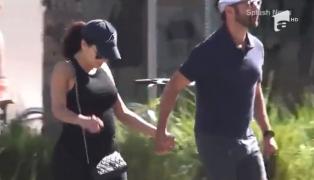 Primele imagini cu Eva Longoria, însărcinată: Vedeta nu-şi ascunde silueta de viitoare mămică (Video)