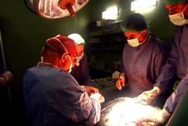 Chirurgul Mihai Lucan e acuzat că a vrut să omoare un pacient, în timpul unei operaţii