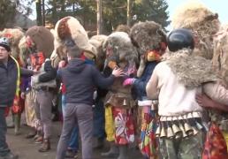 Remiză la Bătaia de la Ruginoasa. Nici anul acesta cetele de tineri nu s-au bătut, așa cum era tradiția