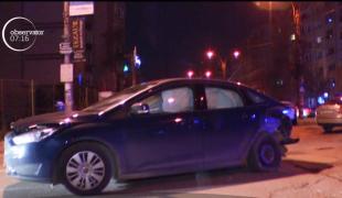 Doi şoferi băuţi au avariat 10 maşini în Bucureşti, în noaptea de Anul Nou