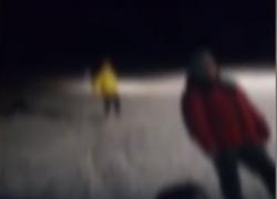 Cinci copii au fost în pericol, după ce au urcat singuri pe munte, în adidaşi. Jandarmii montani i-au salvat la timp