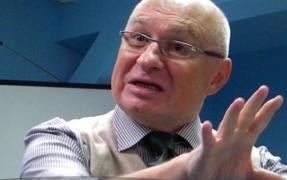 Procurorii susţin că medicul Mihai Lucan avea un cerc de protecţie din care făceau parte foşti şi actuali miniştri, inclusiv fostul premier Boc