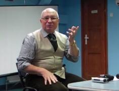 Acuzaţiile tot mai grave la adresa chirurgului Lucan. Emil Boc şi Florin Bodog sunt aşteptaţi la audieri (Video)