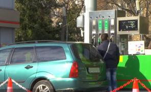 Maşina va fi un lux pentru români în 2018. Preţurile carburanţilor au urcat în primele zile ale anului