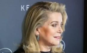 Catherine Deneuve a semnat un manifest în care apără dreptul bărbaţilor de a face curte