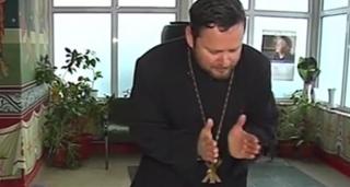 Preotul-samaritean din Palazu Mare, înger păzitor pentru copiii familiilor sărace