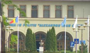Rectorul Academiei de Poliţie Alexandru Ioan Cuza demisionează. O studentă îl acuză că i-ar fi făcut avansuri în timpul sesiunii de vară