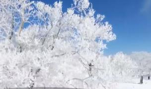 Unul dintre cele mai frumoase peisaje de pe planetă, creat de zăpadă şi chiciură