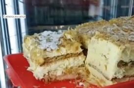 Rafturi pline cu mâncare veche. Comercianţii încearcă să vândă produse expirate, rămase de la Sărbători