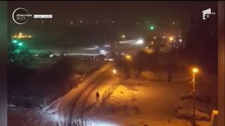 Odată cu zăpada, la Târgu Jiu au apărut şi amatorii de drifturi