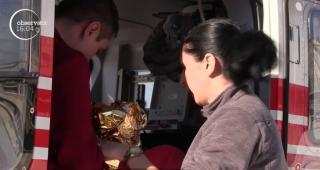 Bebeluş născut în toaleta unei curţi din Constanţa, salvat de medici