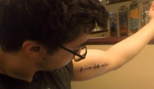 Tatuajele sonore, moda care are priză la americani