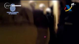 Reţea de proxeneţi români, destructurată în Spania. Indivizii ademeneau tinere prin metoda lover-boy (Video)