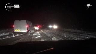 Ninsorile au paralizat Europa şi Statele Unite. Peste 700 de zboruri au fost anulate, alte 500 au întârzieri