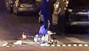 Mobilizare impresionantă pentru fetiţa de 1 an, spulberată alături de tată pe o trecere din Craiova. Şoferul fugar e căutat şi pe Internet