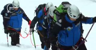 Jandarmii montani au urcat drapelul pe Vârful Omu, marcând Centenarul Unirii