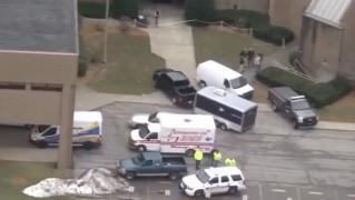 Atac sângeros într-un liceu american. Doi elevi au fost ucişi şi alţi 17 grav răniţi