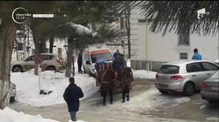 Echipajul ambulanţei trase de cai în Iaşi, lăudat de şefi