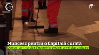 Gunoierii care muncesc pentru o Capitală curată. Angajaţii de la salubritate îndură frig, dar şi dispreţ