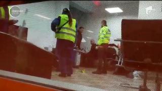 Motivul halucinant pentru care angajatele coaforului din Titu au fost ameninţate cu moartea de un bărbat (Video)