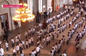 O banală răceală i-a schimbat viaţa lui Teo. Colegii de la grădiniţă strâng bani pentru operaţia care îl poate salva