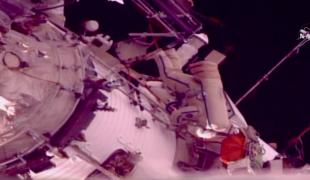 Misiune specială în Spaţiu. Doi cosmonauţi ruşi au reparat un sistem de comunicație de pe orbită Terrei (Video)
