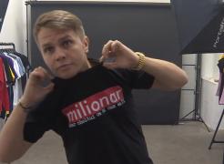 Codin Maticiuc și-a lansat tricoul "Nu sunt milionar, doar cheltui ca şi cum aş fi"