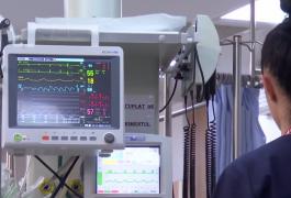 Acuzaţii grave la Spitalul din Dej. Pacient mort la scurt timp după ce un aparat medical a căzut peste el