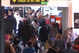 Zboruri cu aterizări pe aeroportul Otopeni, redirecţionate spre Constanţa şi Sibiu din cauza ceții (Video)