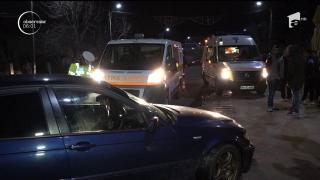 Accident grav în Mehedinţi. Patru victime, dintre care doi copii, după ce o maşina s-a ciocnit cu o Ambulanţă