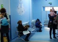 Părinţii sunt panicaţi şi au dat buzna cu copiii în braţe la spitale, de frica epidemiei de gripă