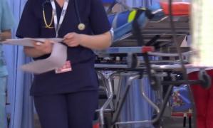 Poliţiştii au venituri mai mici faţă de luna trecută, iar medicii au primit o creştere salarială de 4 procente, din cele 25 promise