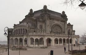 Cazinoul din Constanţa ar putea deveni restaurant sau chiar cafenea! Primăria oraşului organizează un sondaj