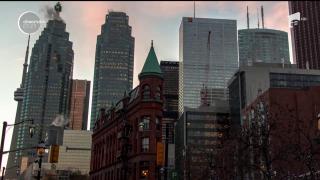 Tot mai mulți români pleacă în Canada