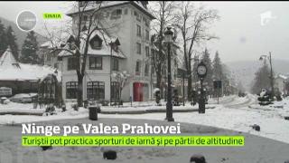Ninge pe Valea Prahovei, spre bucuria turiştilor. Zăpadă are 60 de centimetri la Cota 2000 (Video)