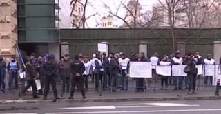 Revoluția fiscală scoate profesorii în stradă. Dascălii sunt nemulţumiţi de salarii