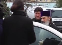 Înalt Prea Sfinţitul Teodosie, în faţa procurorilor într-un nou dosar penal (Video)