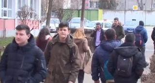 Bacalaureat 2018: Elevii claselor a XII-a şi-au dat testul la limba engleză