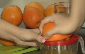 Fructele se mănâncă, nu se beau! Sucul de portocale conține aceeași cantitate de zahăr ca băuturile carbogazoase