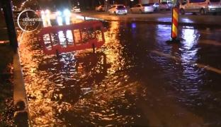 Avarie uriașă, după ce o conductă de apă s-a spart în Timișoara
