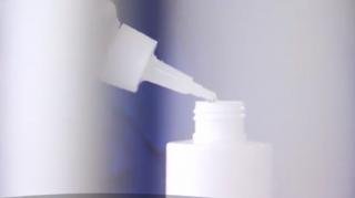 Produsele cosmetice ar putea deveni simţitor mai scumpe