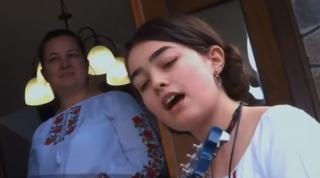 Fete mândre și români talentați la marea premieră "Ie, Românie", cu Mircea Radu