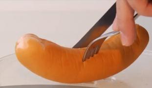 Crenvuştii, bomba de la mic dejun. Mezeurile au devenit în ultimii 10 ani un mix de E-uri şi aditivi